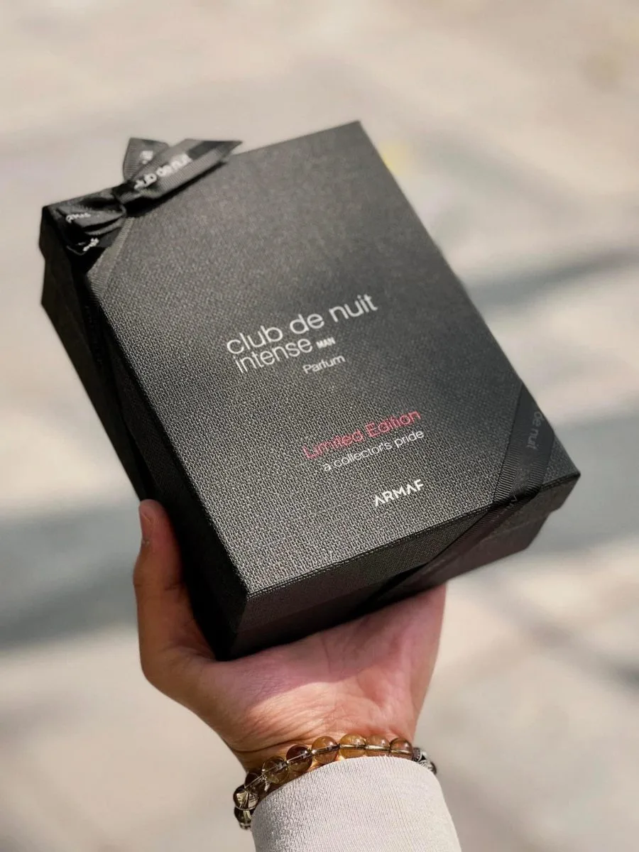 Trọn bộ hộp quà tặng Armaf Club De Nuit Intense Man Limited Edition