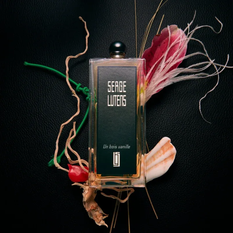 8-chai-nuoc-hoa-serge-lutens-ban-chay-nhat