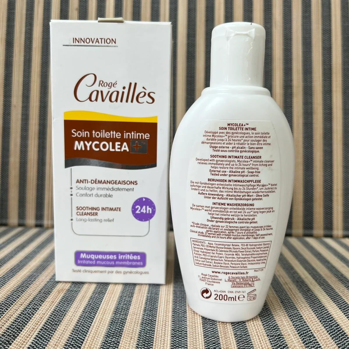 Dung Dịch Vệ Sinh Roge Cavailles Mycolea Intimate Cleanser