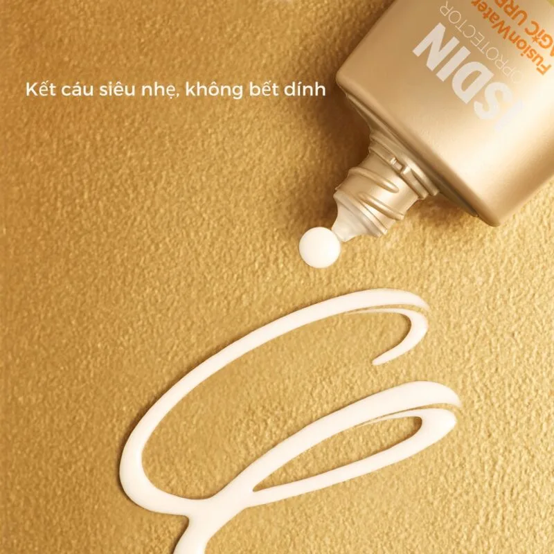 Kết Cấu Kem Chống Nắng ISDIN Fusion Water MAGIC Urban SPF 30