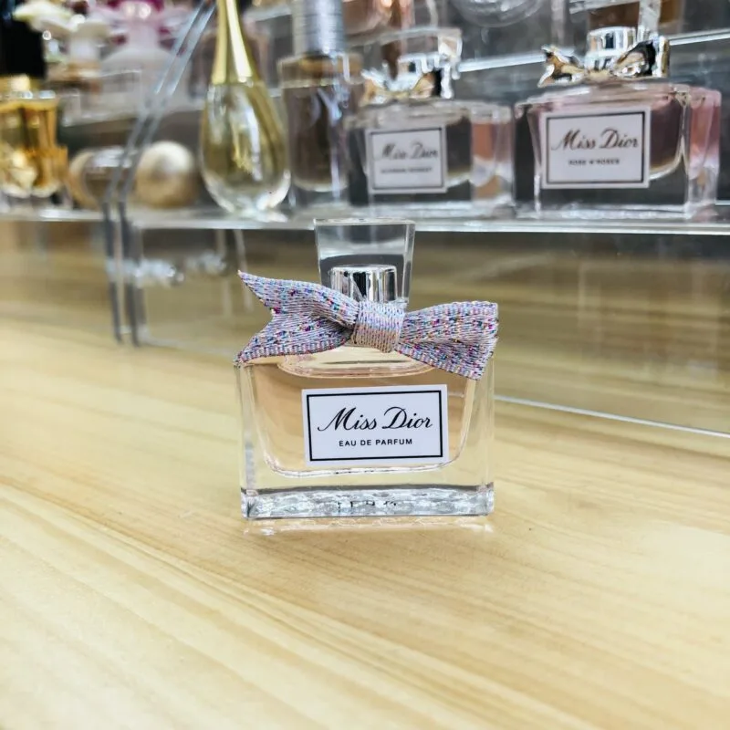 Mini Miss Dior Eau De Parfum 5ml