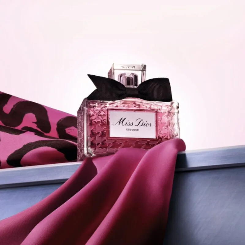 Miss Dior Essence Parfum 2025