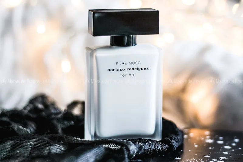Các tầng hương đặc trưng của nước hoa Narciso trắng Pure Musc