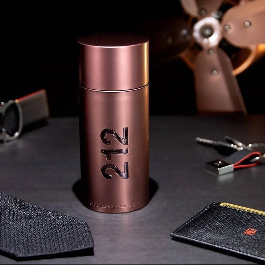 Nước hoa chính hãng Carolina Herrera 212 Sexy Men EDT 100ml