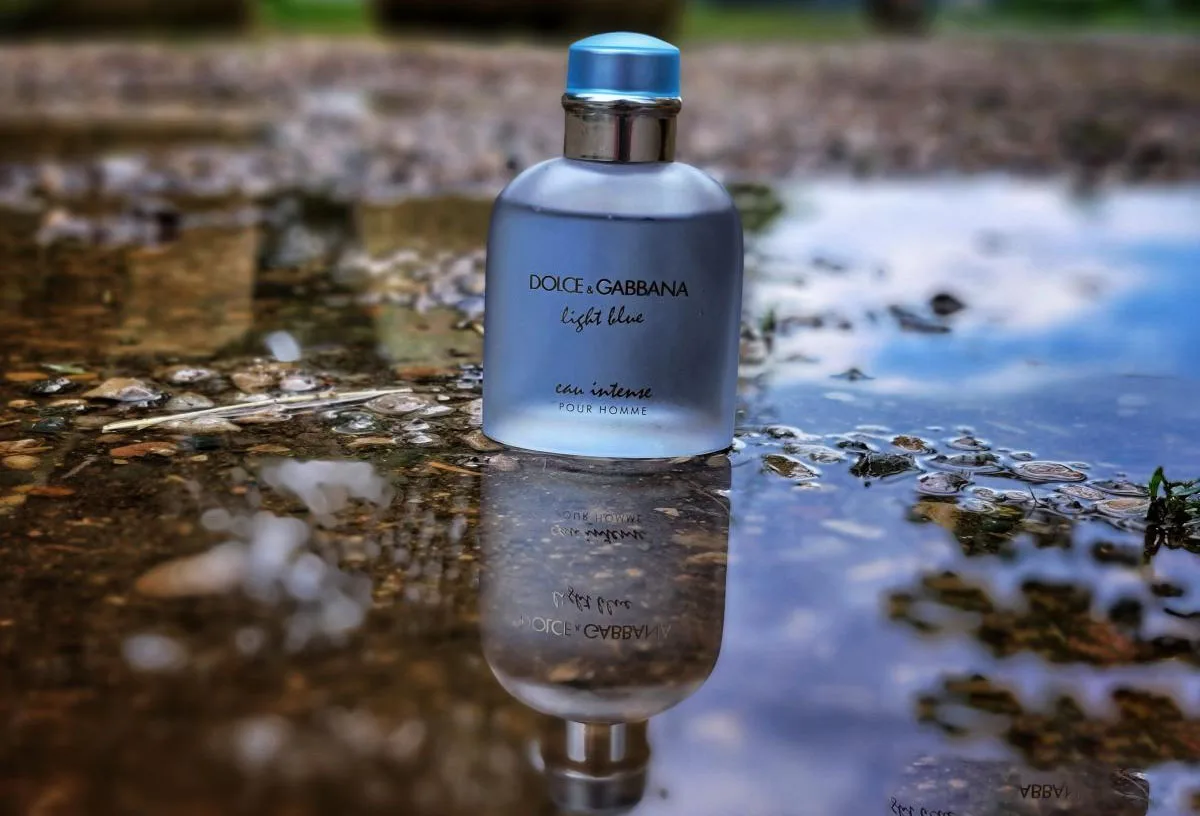 Nước hoa Dolce Gabbana Light Blue Eau Intense
