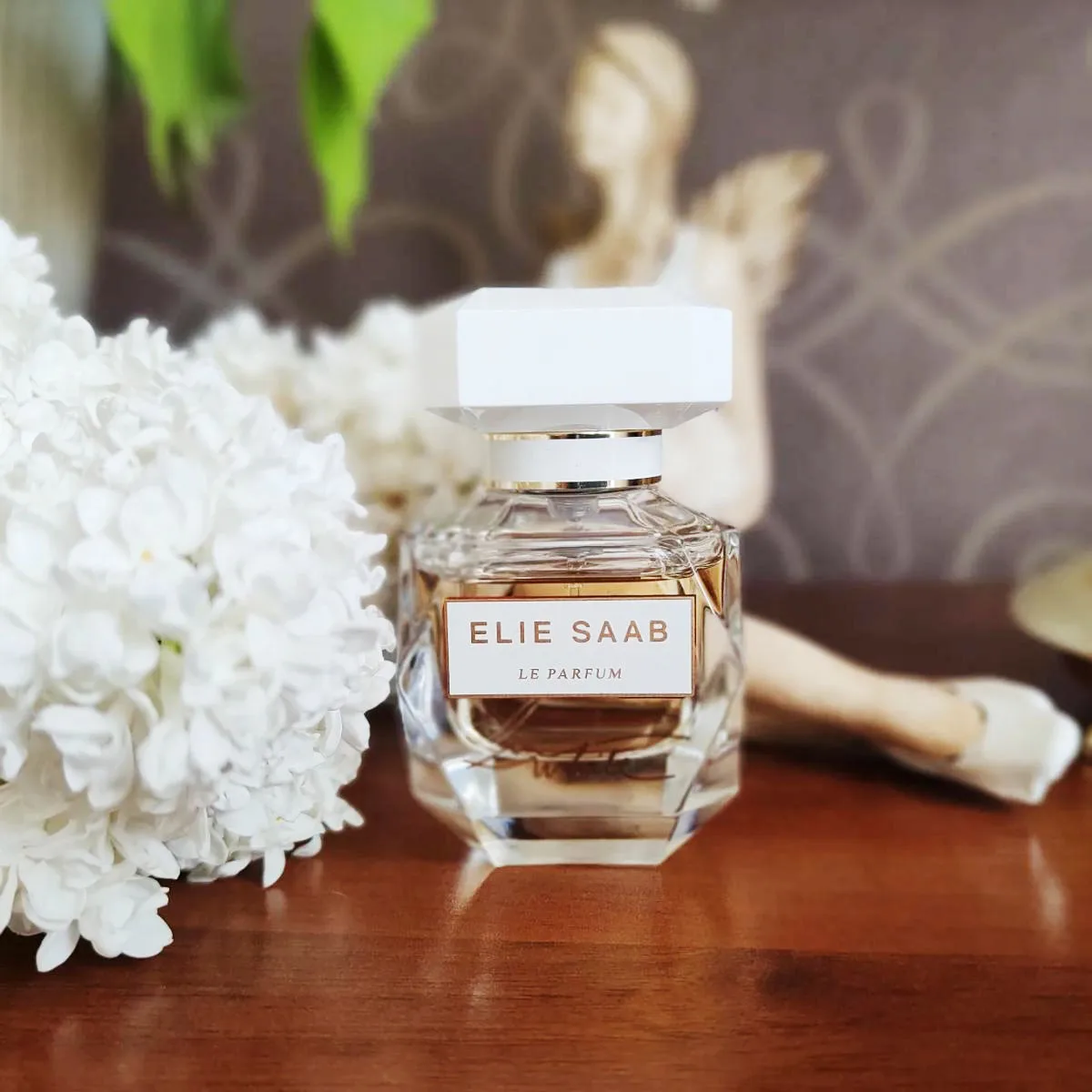 Elie Saab Le Parfum in White