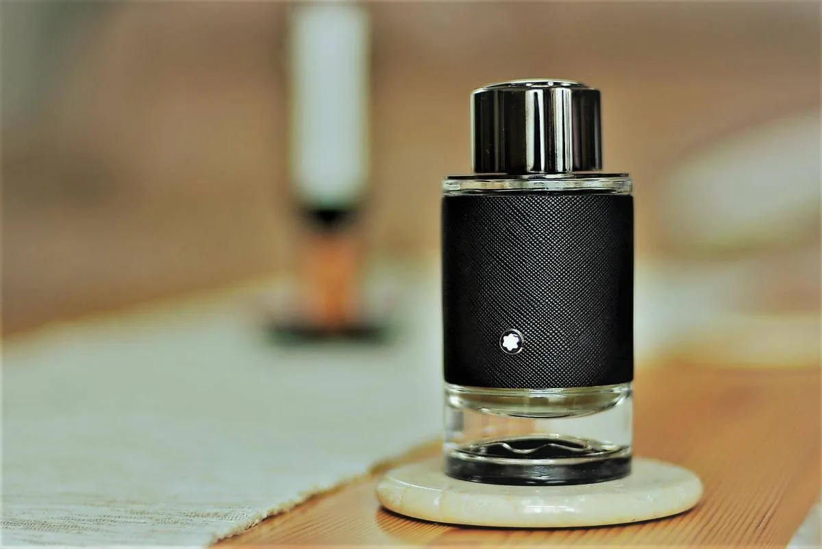 Mua nước hoa Montblanc Explorer ở đau