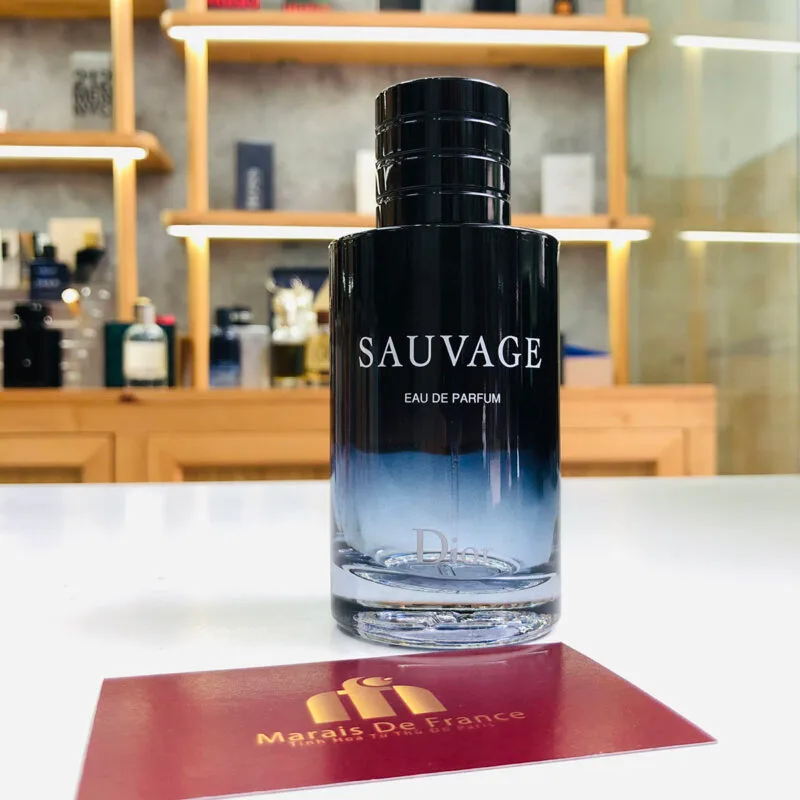 Review nước hoa Dior Sauvage Eau de Parfum nam tính sang trọng