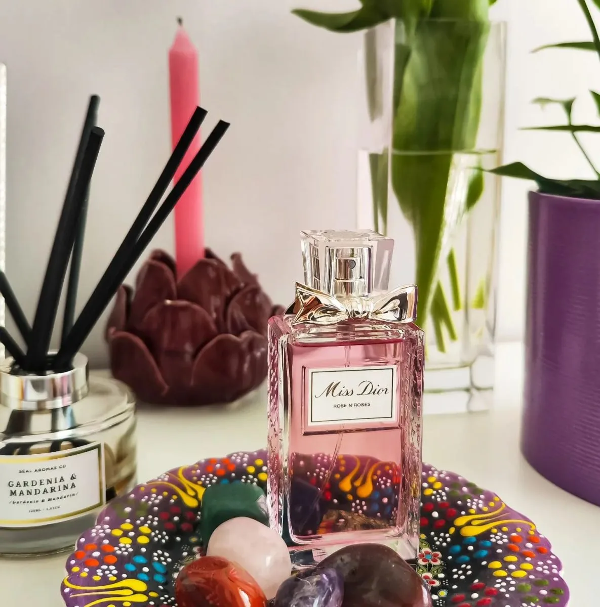Chai nước hoa Miss Dior Rose N'Roses rực rỡ sắc hồng tươi mát