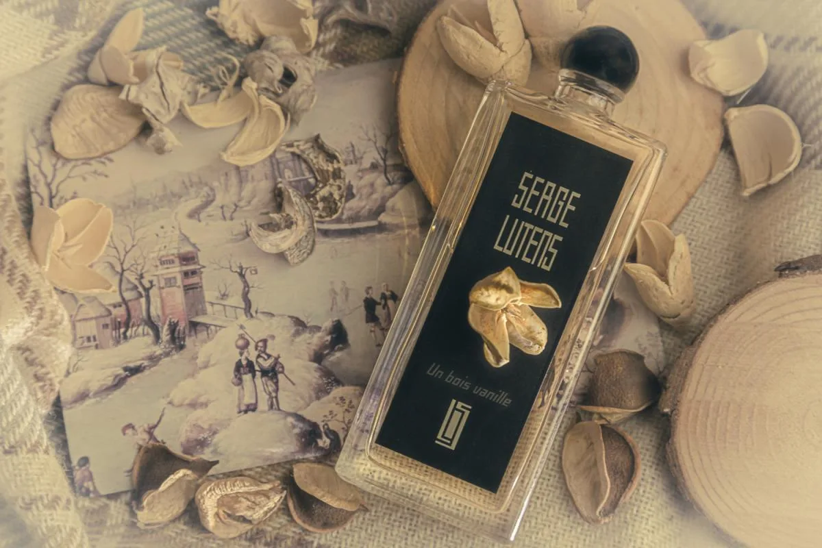 Serge Lutens Un Bois Vanille Eau de Parfum