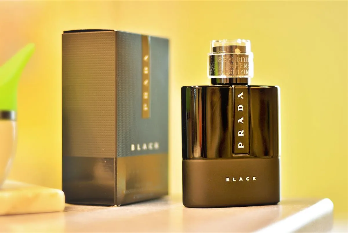 Prada Luna Rossa Black