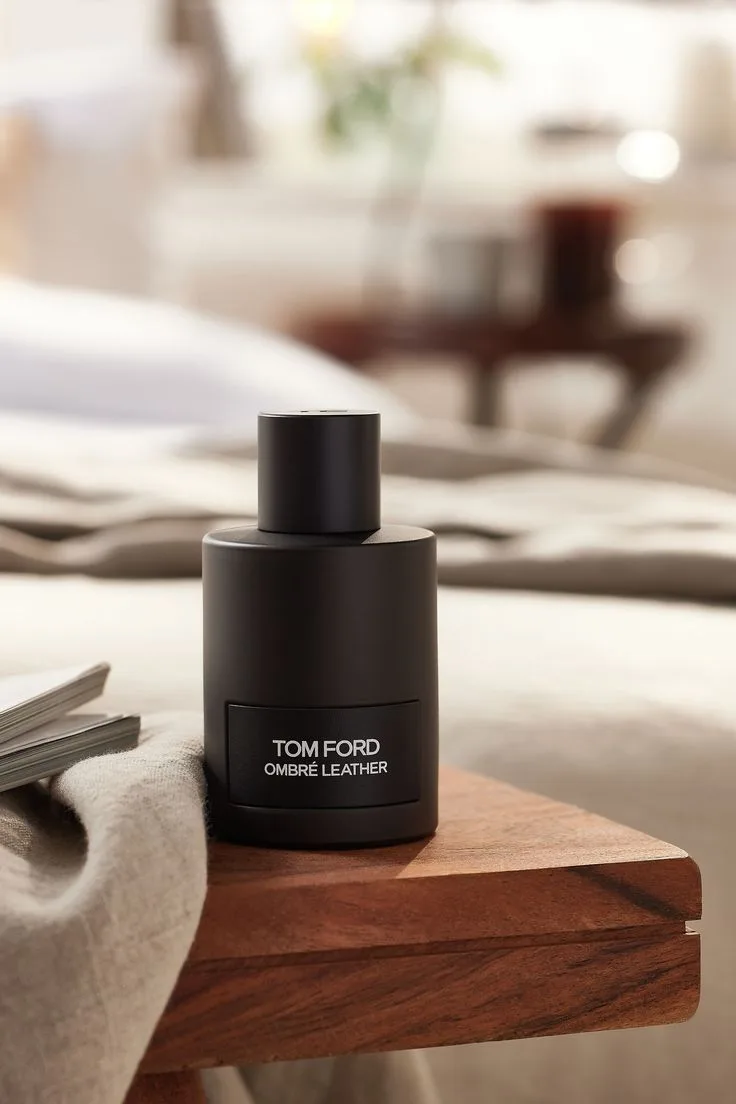 Review chi tiết các tầng hương của nước hoa Tom Ford Ombré Leather