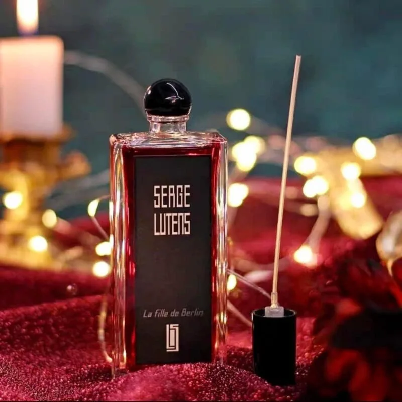 8-chai-nuoc-hoa-serge-lutens-ban-chay-nhat