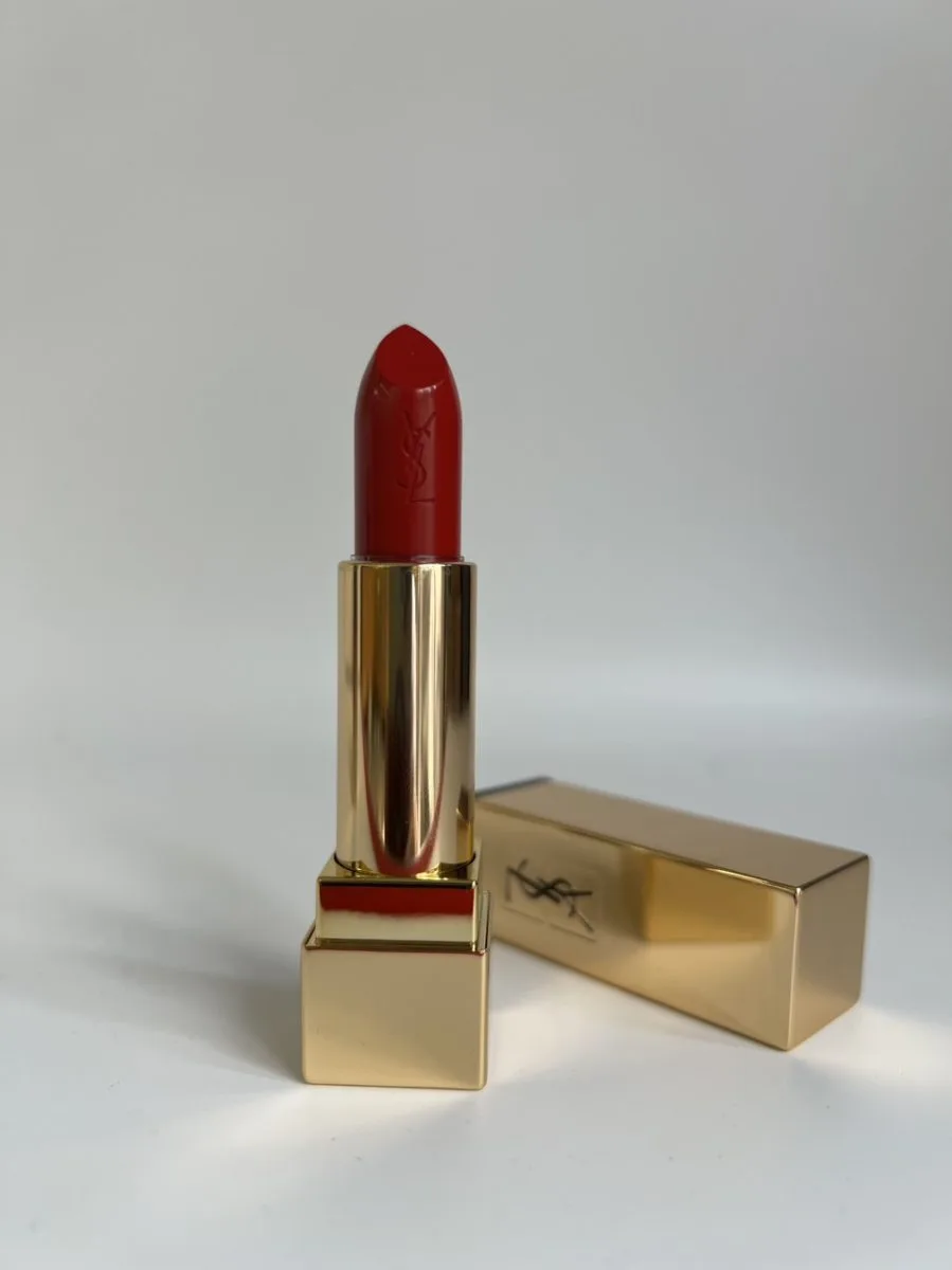 YSL 104 Rouge Jeu Dattraction