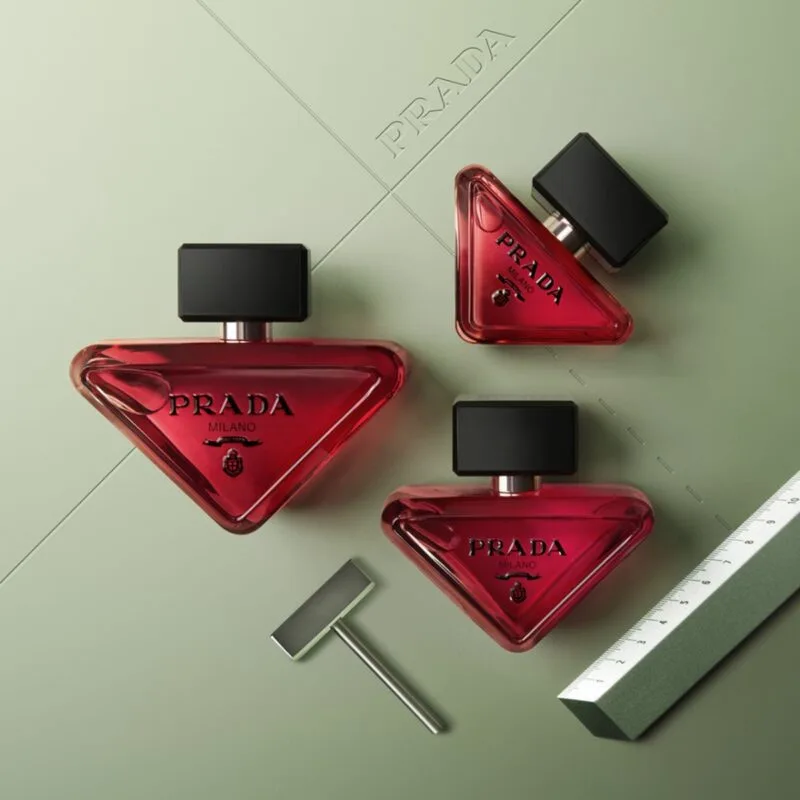 Thiết kế chai Prada Paradoxe Radical Essence
