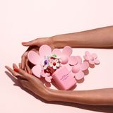 thiet-ke-dang-yeu-của-Marc-Jacobs-Daisy-Eau-So-Fresh-Pop-Limited-Edition_1