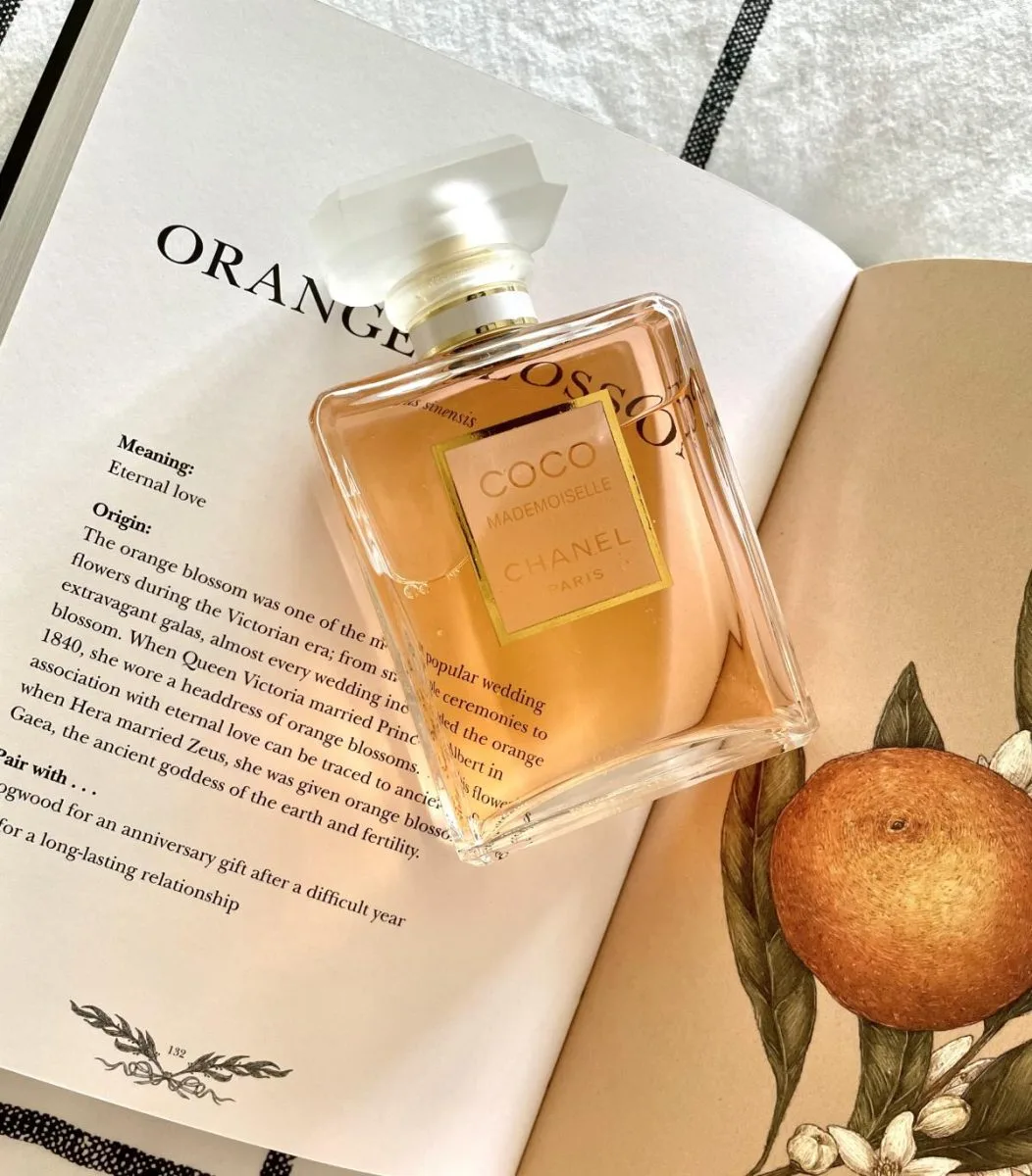 Sử Dụng Nước Hoa Chanel Coco Mademoiselle Mọi Thời điểm