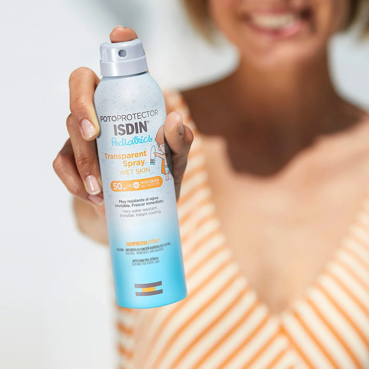 Xịt Chống Nắng Isdin Cho Bé Dạng Khô SPF 50+
