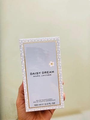 Marc Jacobs Daisy Dream photo review