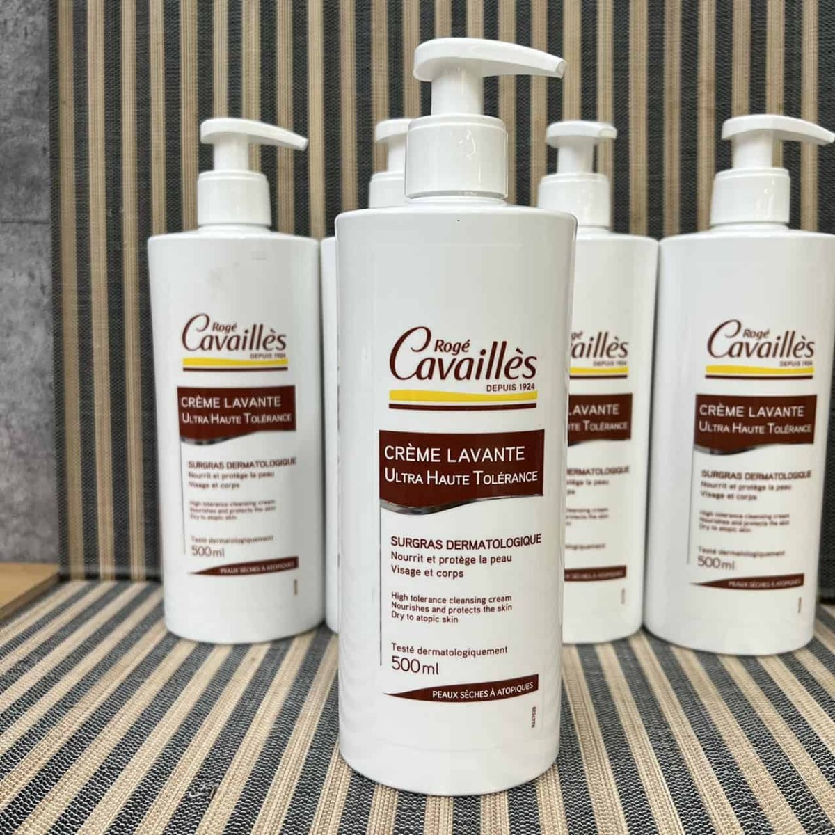 Sữa Rửa Mặt Roge Cavailles Cleansing Cream